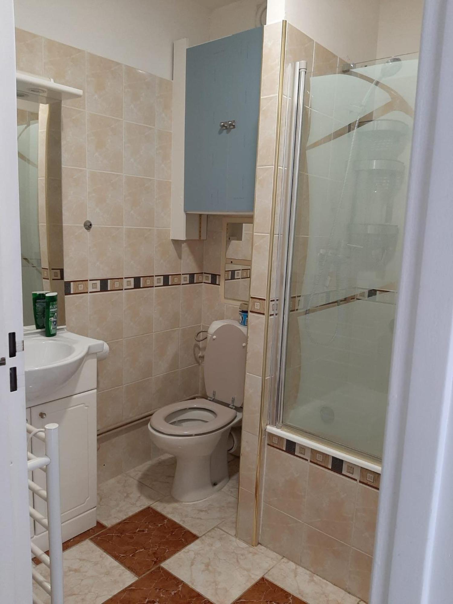 Pratique Et Calme Dans Centre De Evry Apartment Courcouronnes Exterior photo
